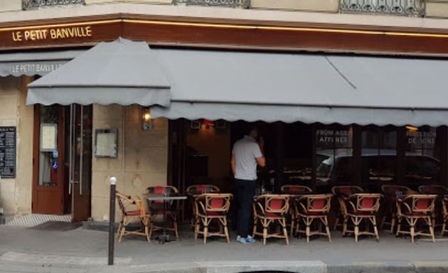 Photo de Restaurant française à Paris - Bistrot à Paris - Restaurant bar à Paris - Le Petit Banville Paris