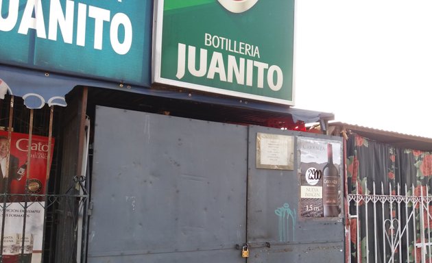 Foto de Botillería "Juanito"