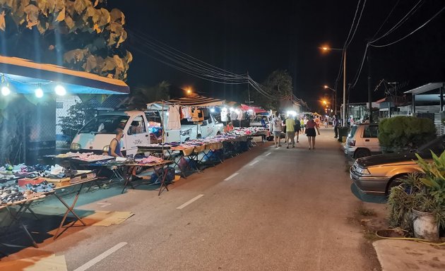 Photo of Pasar Malam Perkampungan Valdor