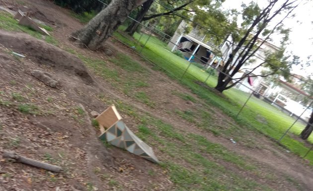 Photo of Gordon Park Playground Park