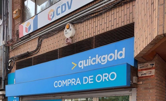 Foto de Quickgold Alicante (Alfonso el Sabio) - Compro Oro & Money Exchange