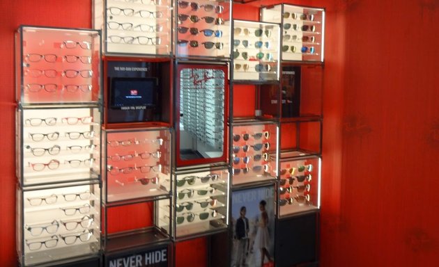 Photo of Metro Optics Eyewear - Throggs Neck