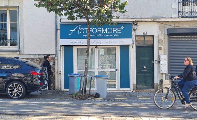 Photo de Céline BONNET - ACTFORMORE - Sophrologie, développement personnel Nantes