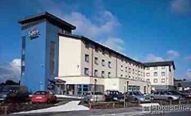 Photo of Holiday Inn Express Swindon - West M4, Jct 16, an IHG Hotel