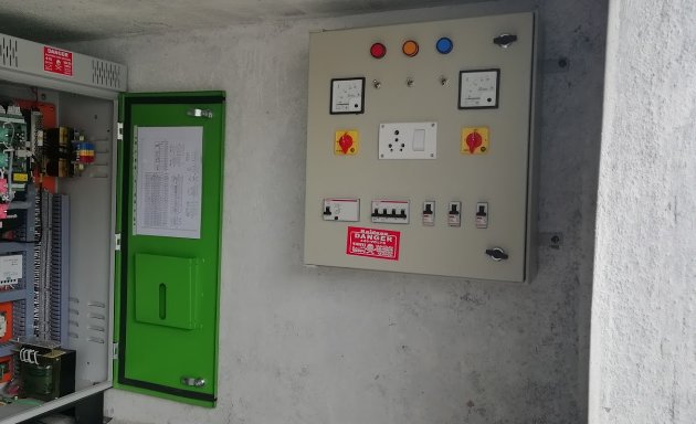Photo of lift maintenance and servicing