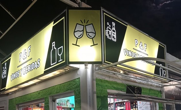 Foto de P&F Vinos y Bebidas