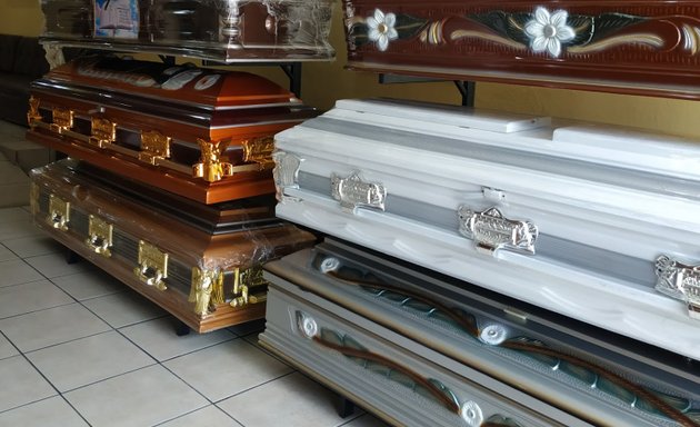 Foto de Capillas y Funerales Del Angel