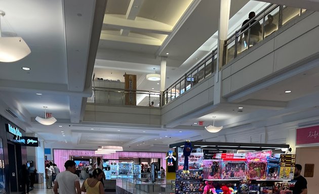 Photo of Kings Plaza Shopping Center