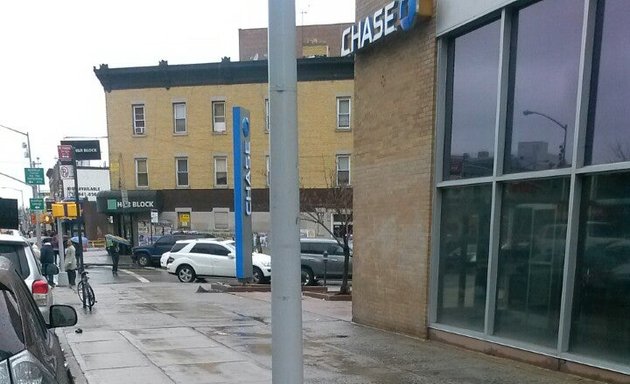 Photo of Chase Bank