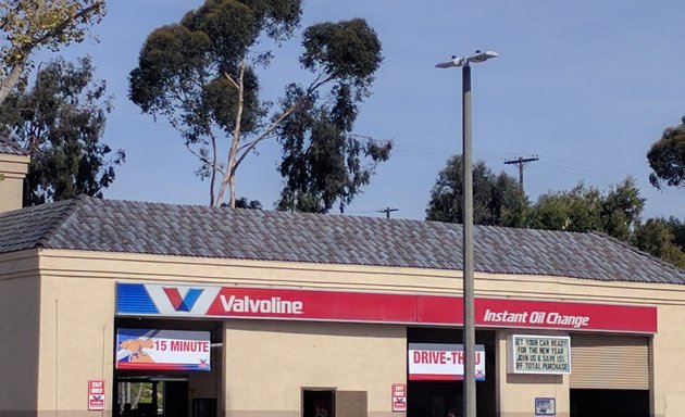 Photo of Valvoline Instant Oil Change