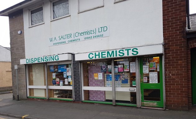 Photo of Hollowood Chemists