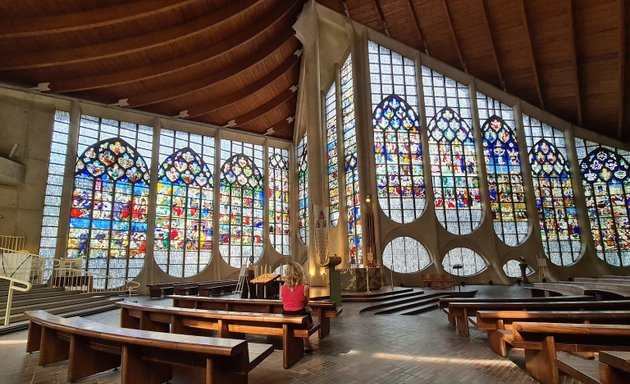 Photo de Église Sainte-Jeanne-d'Arc