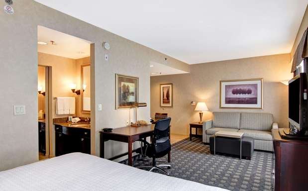 Photo of Homewood Suites by Hilton Toronto-Oakville
