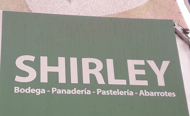 Foto de Shirley