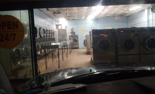 Photo of Lois Coin Laundromat