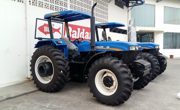 Foto de Ing. j. Espinosa z. S.a. new Holland Guayaquil