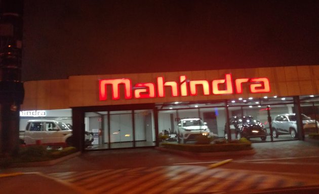 Foto de Mahindra Dealership