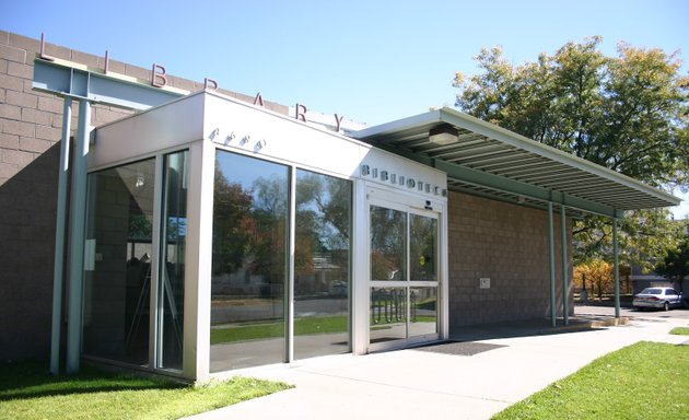 Photo of Denver Public Library: Valdez-Perry Branch Library