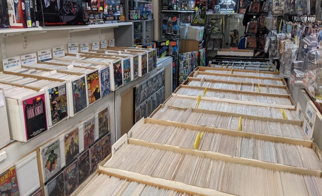 Photo of Extraterrestrial Comics & Collectables