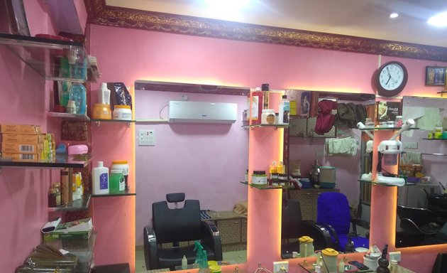 Photo of New Kamal beauty salon