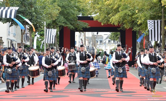Photo of City of Adelaide Pipe Band
