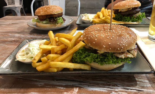 Foto von Milok Burger