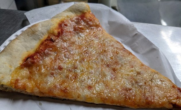 Photo of Johnny's Pizzeria