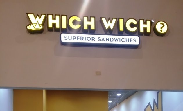 Foto de Which Wich Superior Sandwiches