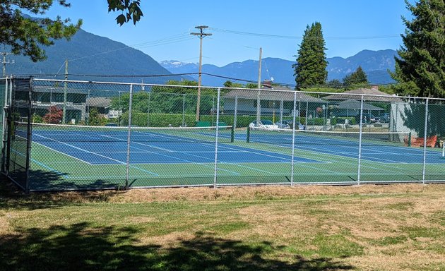 Photo of Lou Moro Park Tennis & Pickleball Courts