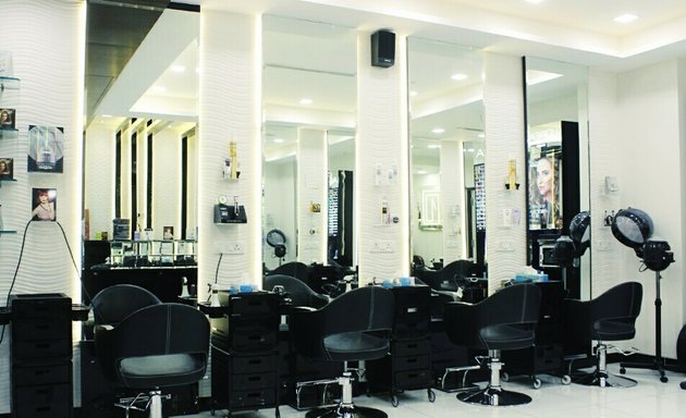 Photo of Envi Salon And Spa - Gachibowli