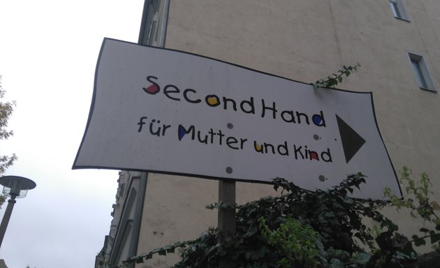 Foto von Second Hand für Mutter und Kind