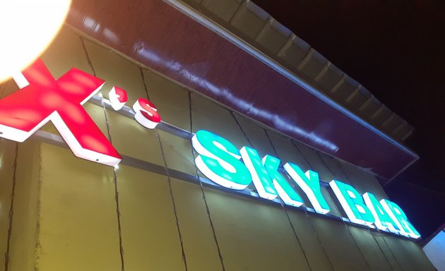 Photo of X’s Skybar & Grill