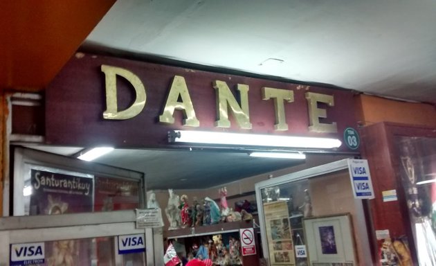 Foto de Bordaduría Dante, Taller de Arte Religioso, de Dante Grados