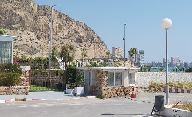 Foto de Escuela de Vela Real Club de Regatas de Alicante