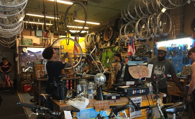 Photo of Ciclo Urbano Bike Shop, part of West Town Bikes
