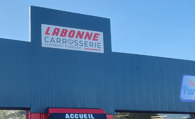 Photo de Labonne Carrosserie Clermont (Anciennement Clermont Carrosserie) - Mécanique - Pare-Brise