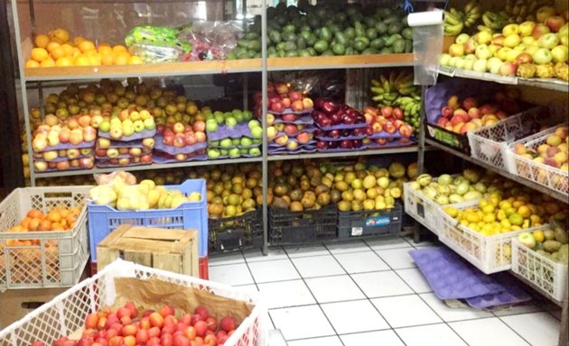 Foto de Fruteria "BRASIL"