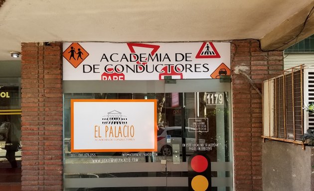 Foto de Academia de Choferes " EL PALACIO "