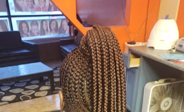 Photo of Harmoni African Hair Braiding