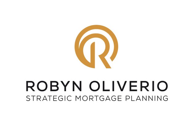 Photo of Ottawa Mortgage Broker- Robyn Oliverio