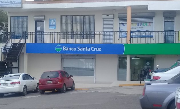 Foto de Banco Santa Cruz La Fuente