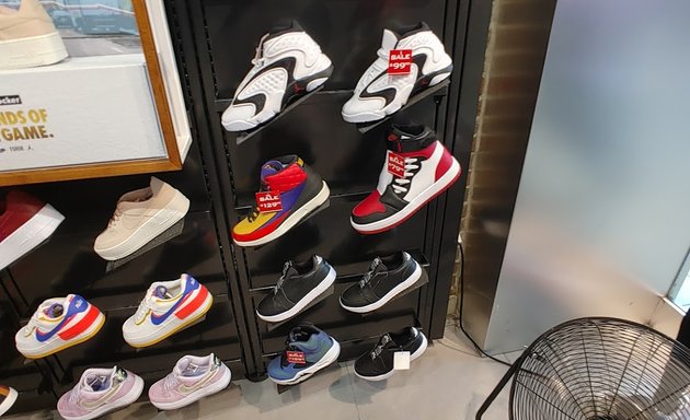 Photo of Foot Locker