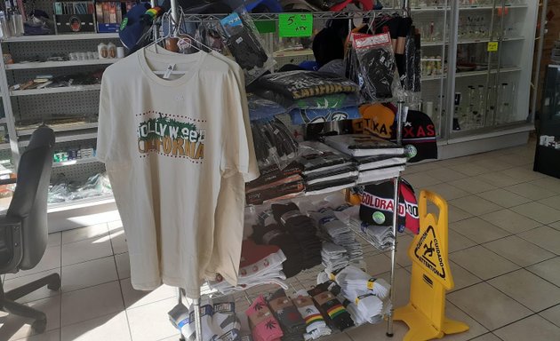 Photo of Tony smoke shop