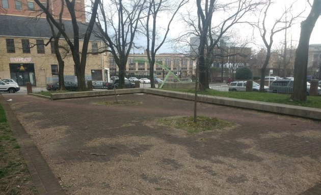 Photo of Calvert and Federal Park