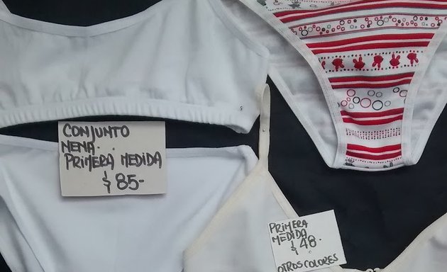 Foto de Poquita Ropa