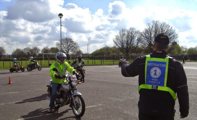 Photo of 1 Stop Instruction - Ilford CBT Test Centre