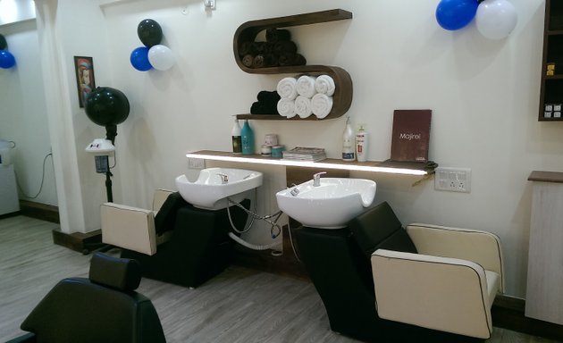 Photo of The Hair Styliste Unisex salon