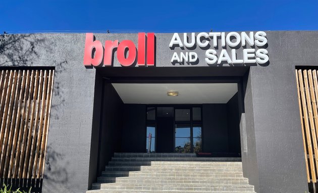 Photo of Broll Auctions and Sales