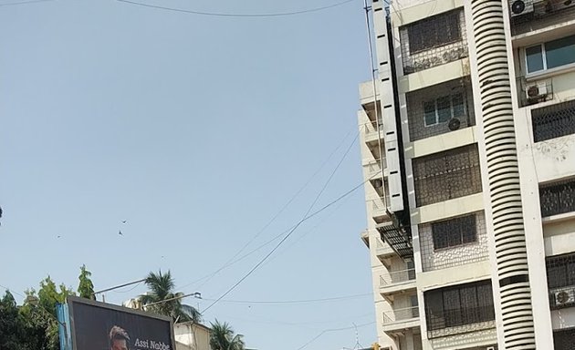Photo of Lenskart.com at Juhu Tara Road, Mumbai
