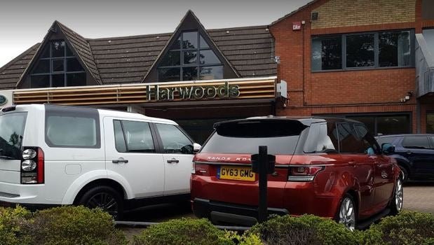 Photo of HARWOODS LAND ROVER, CROYDON LandRover